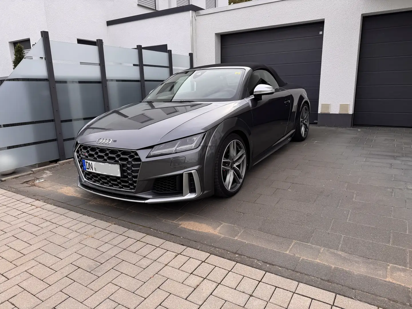 Audi TTS Roadster TFSI quattro S tronic, LED, Keyless, B&O - 2