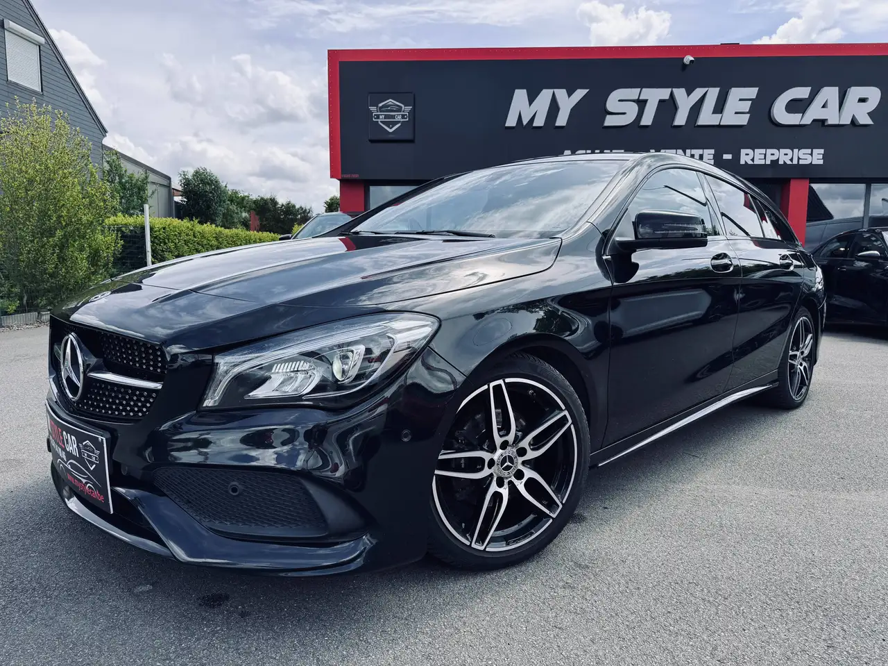 Mercedes-Benz CLA 180