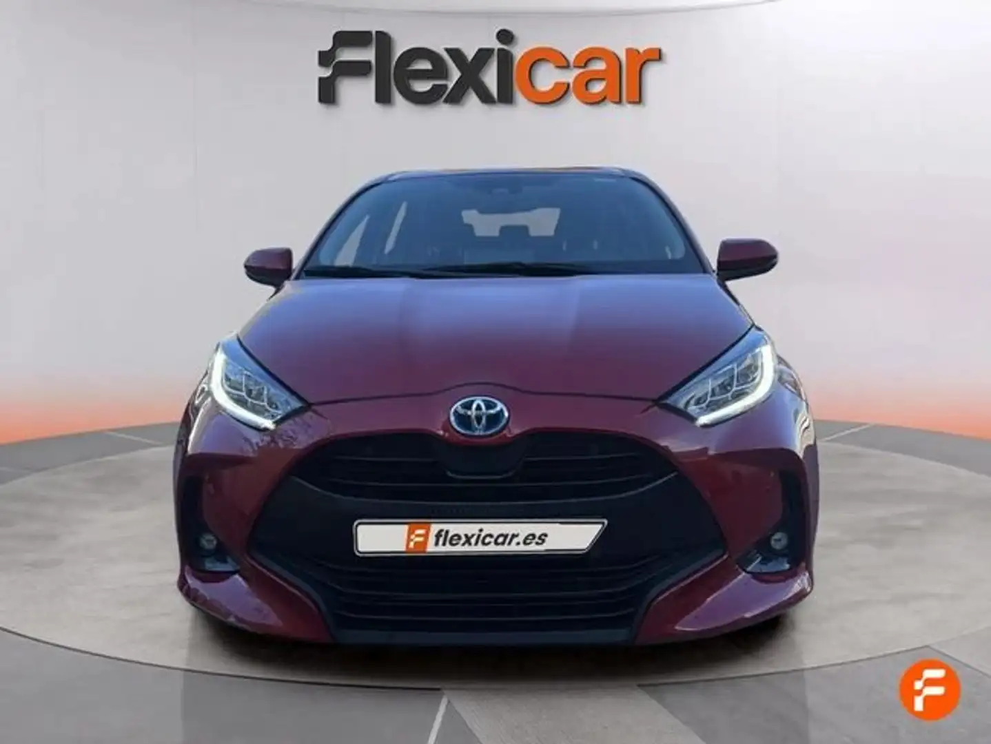 Toyota Yaris 120H 1.5 Active Plus Rouge - 2