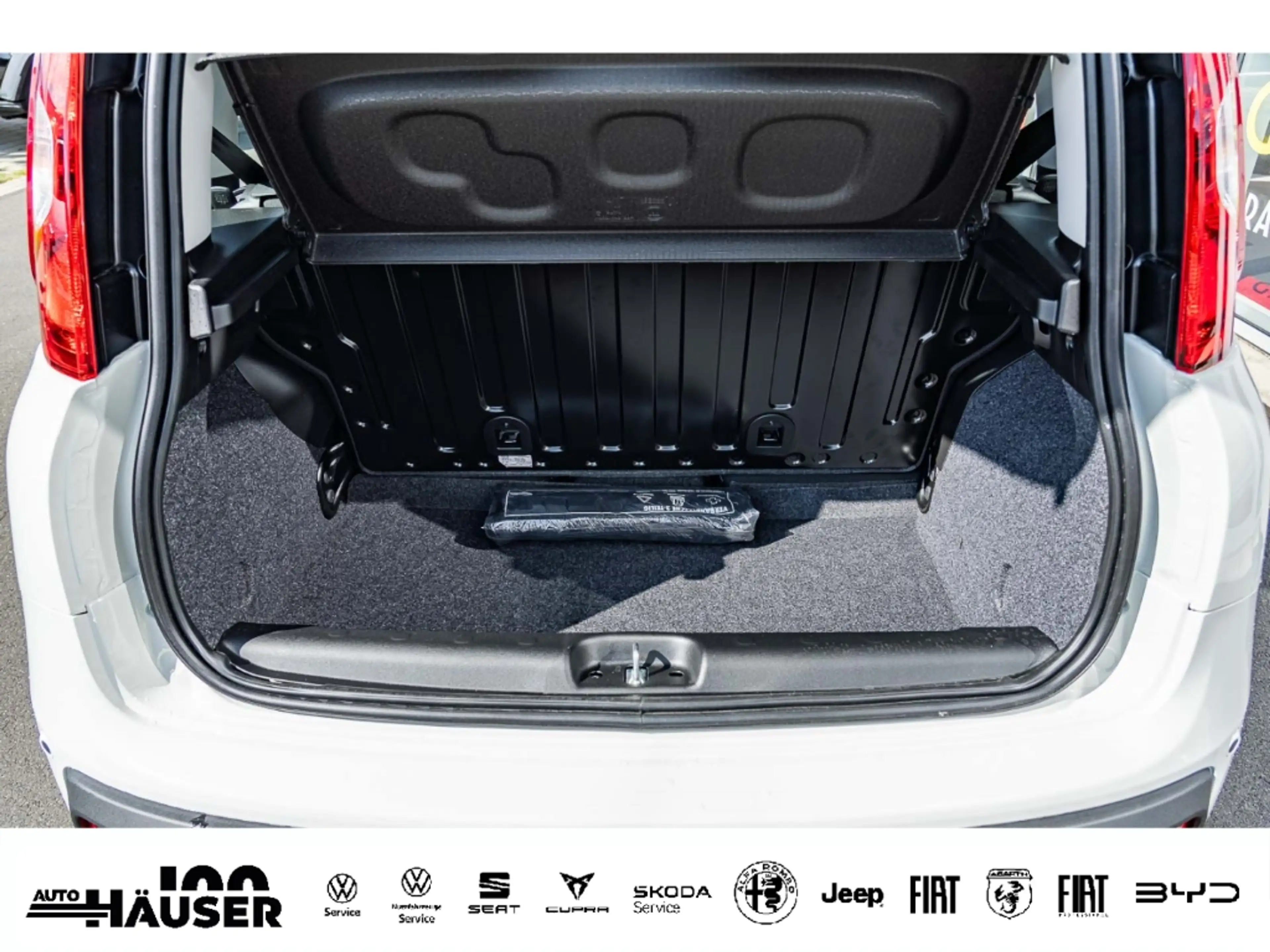 Fiat Panda MY25 Hybrid 1.0 GSE CITY-PAKET TEMPOMAT PDC — photo 8