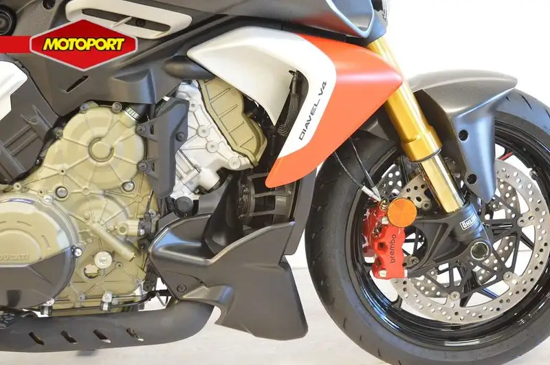 Ducati Diavel - foto 7