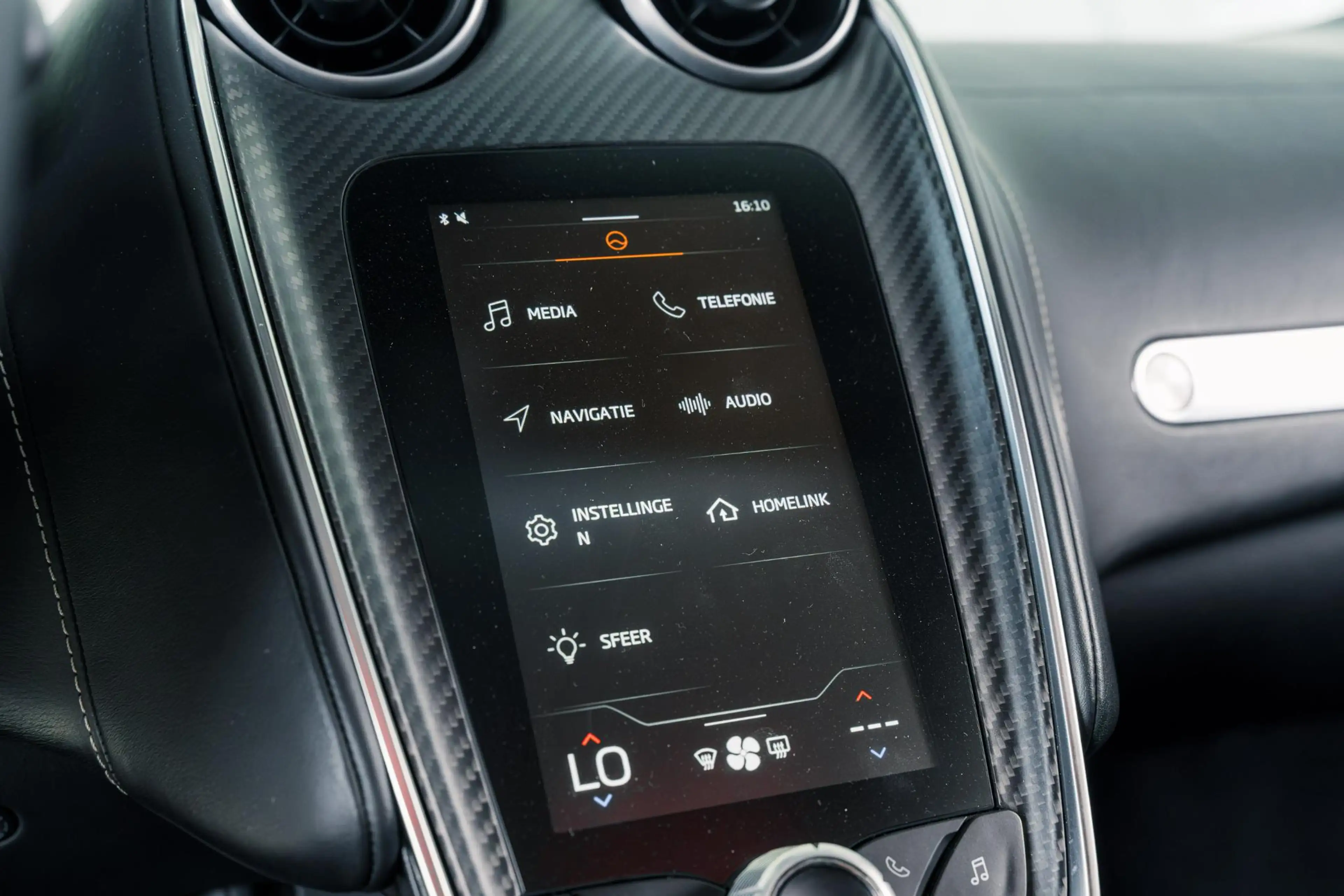 McLaren GT 4.0 V8 l B&W Audio l Pano | Ceramic | Carbon l Lif — photo 34