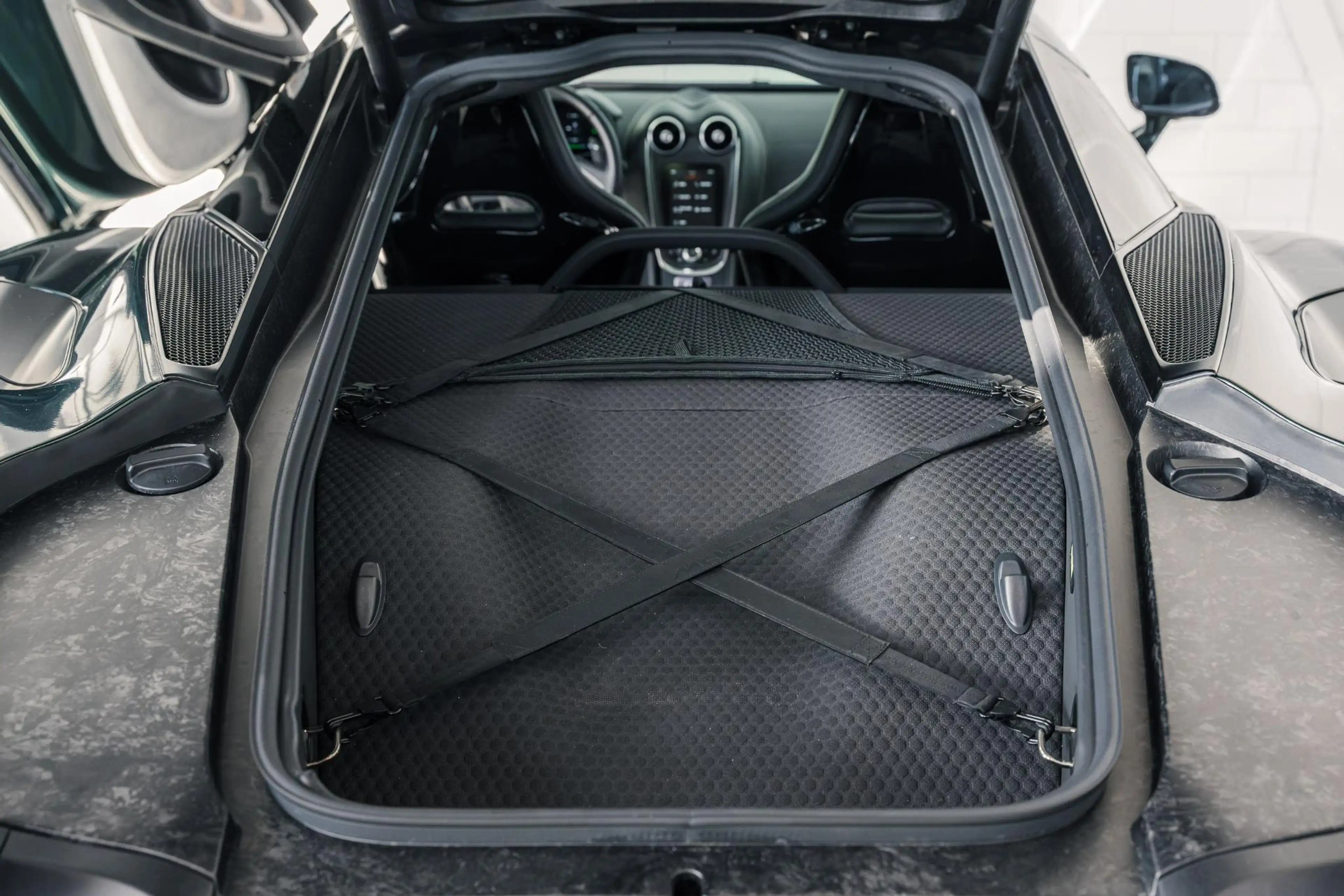 McLaren GT 4.0 V8 l B&W Audio l Pano | Ceramic | Carbon l Lif — photo 42