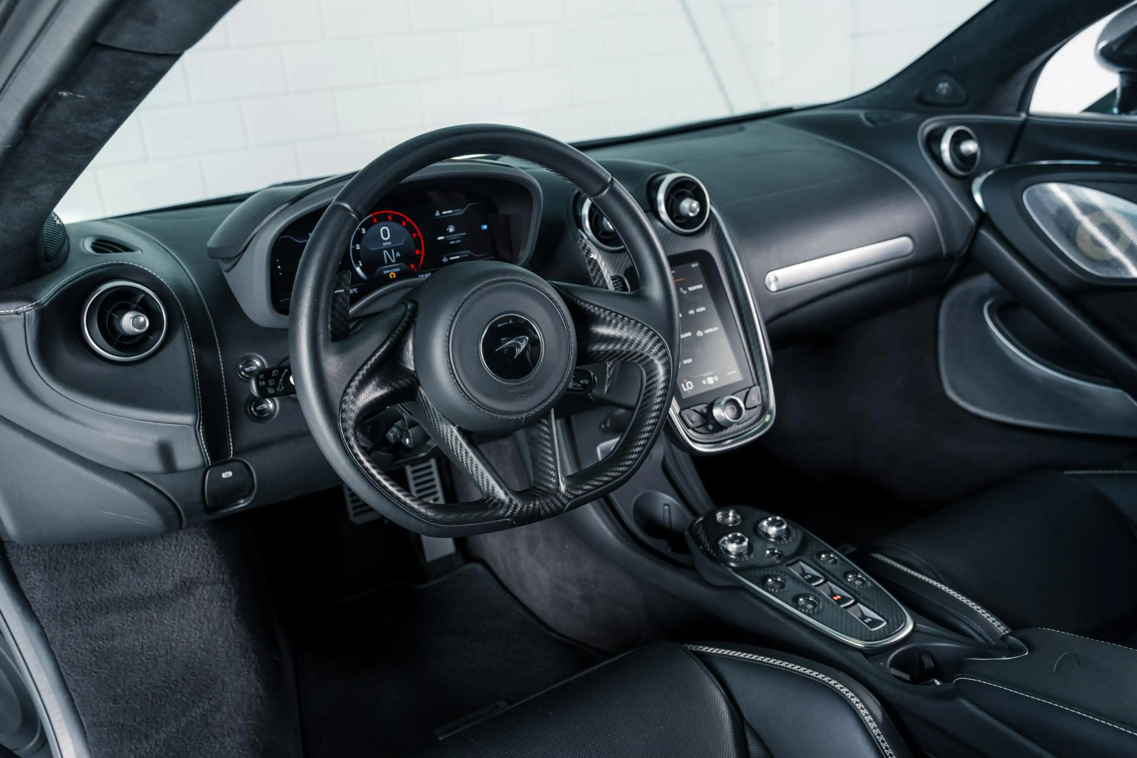McLaren GT 4.0 V8 l B&W Audio l Pano | Ceramic | Carbon l Lif — photo 21