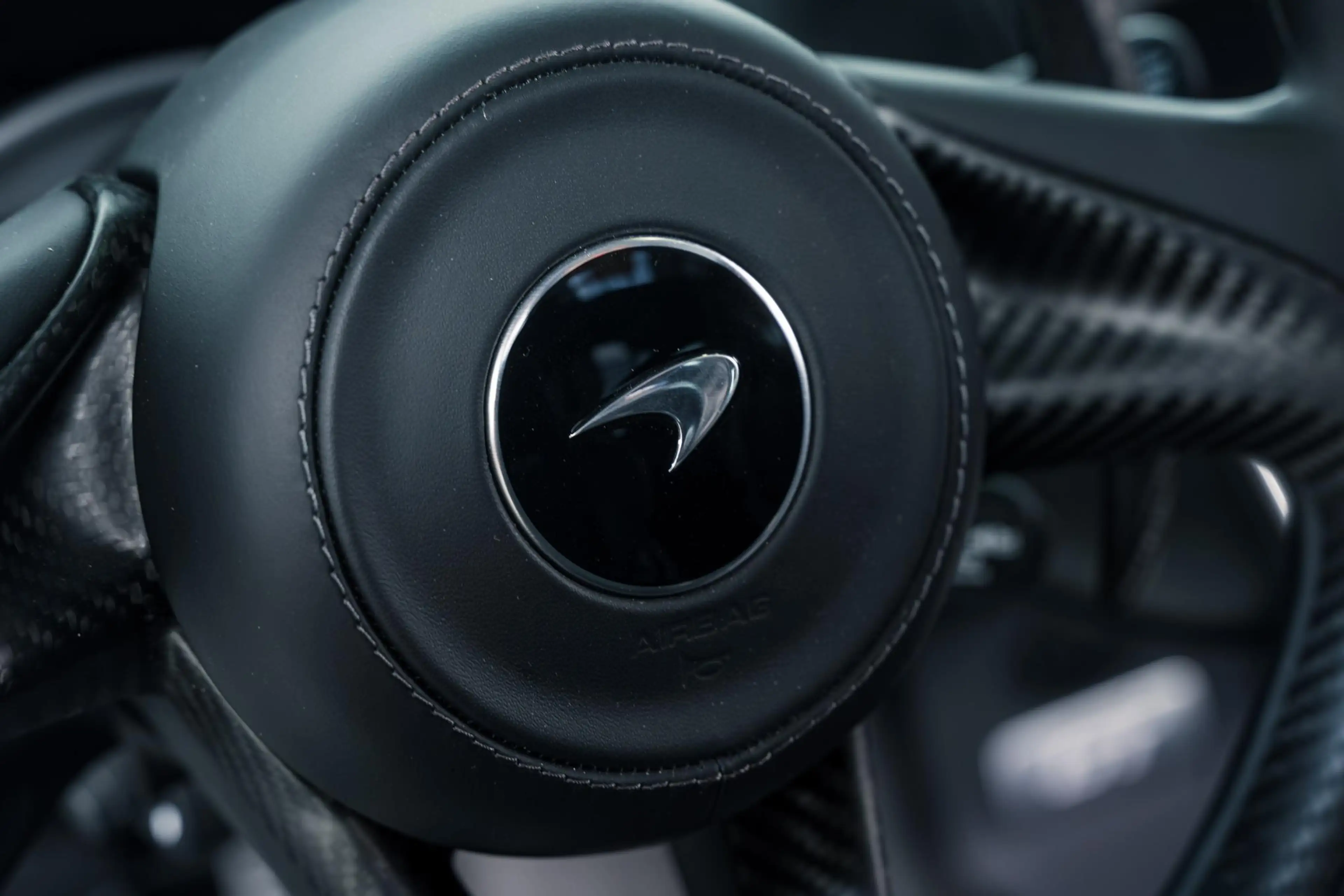 McLaren GT 4.0 V8 l B&W Audio l Pano | Ceramic | Carbon l Lif — photo 25