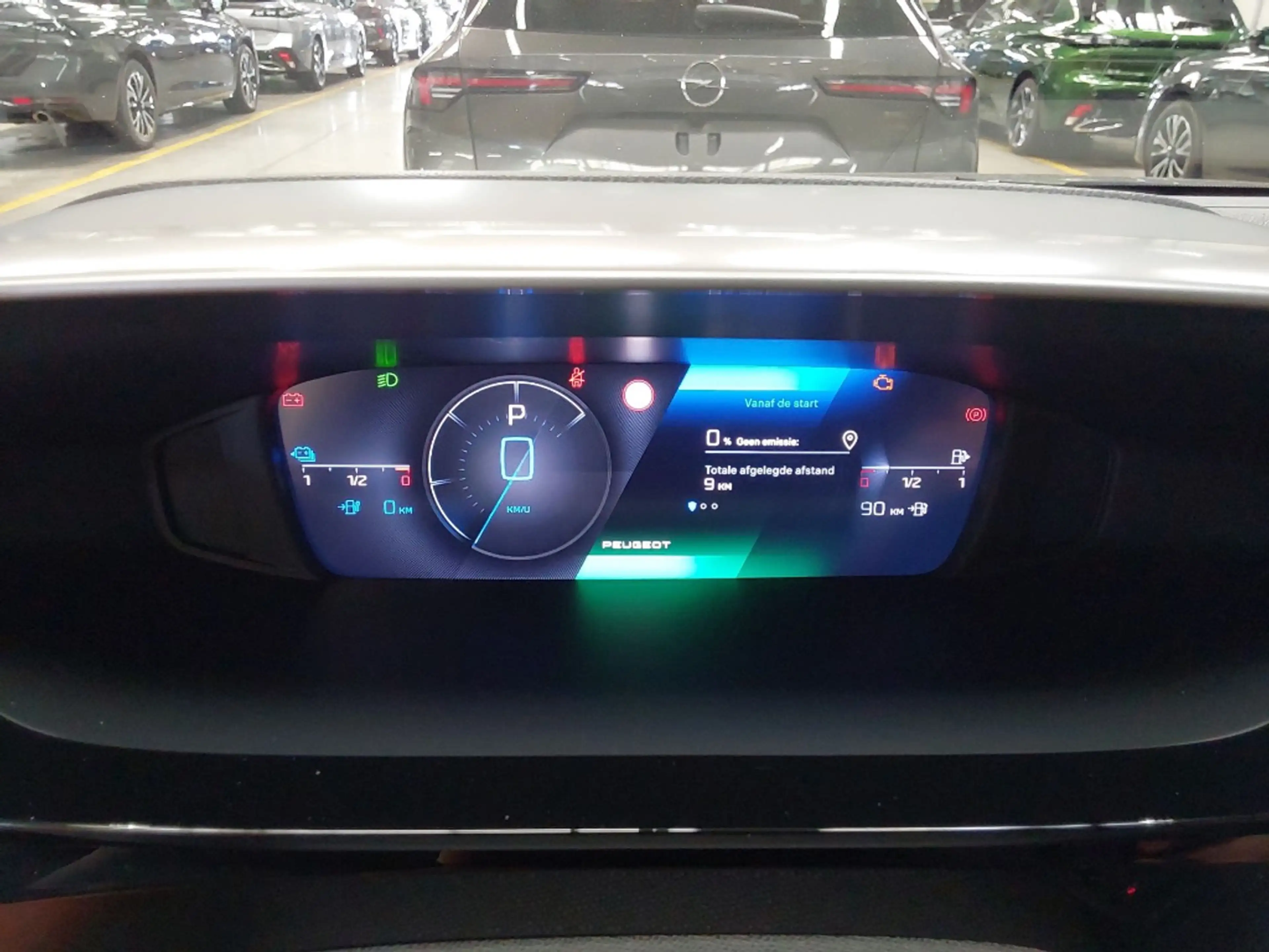 Peugeot 308 308 PHEV 1.6 Allure — photo 5