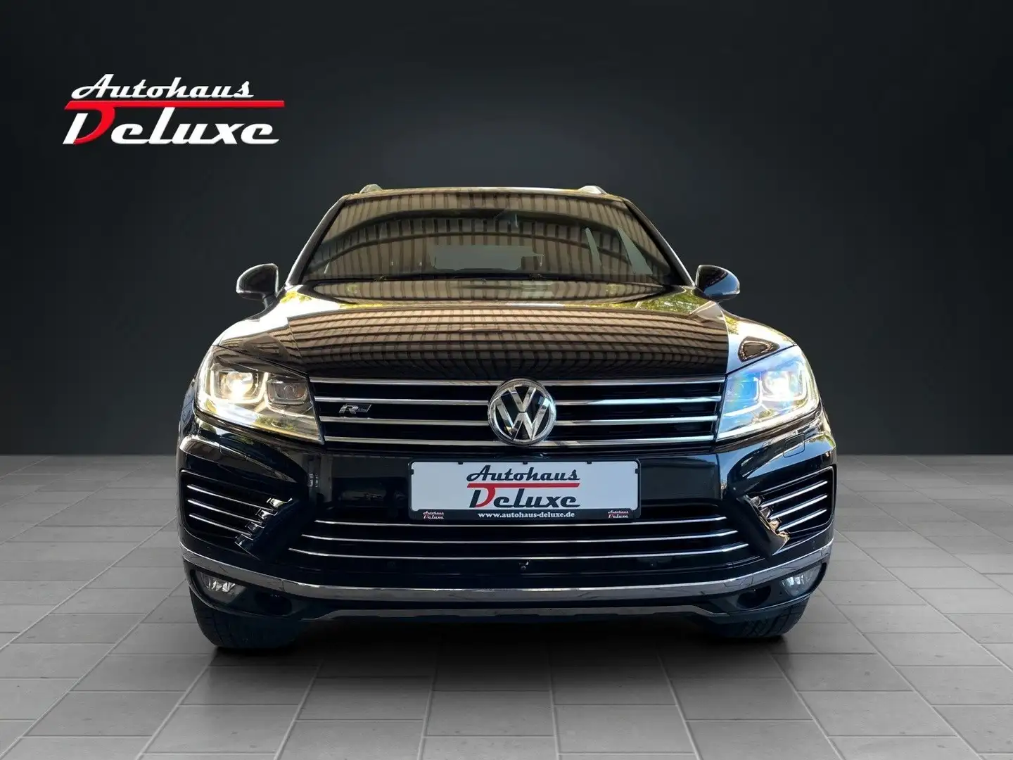 Volkswagen Touareg 3,0TDI 4M R-LINE NAVI-360°KAMERA-PANORAM Schwarz - 2