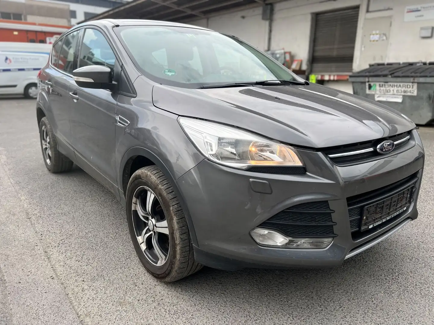 Ford Kuga Trend 2.0*AUTOMATIK*ALLRAD*NAVI Grau - 2