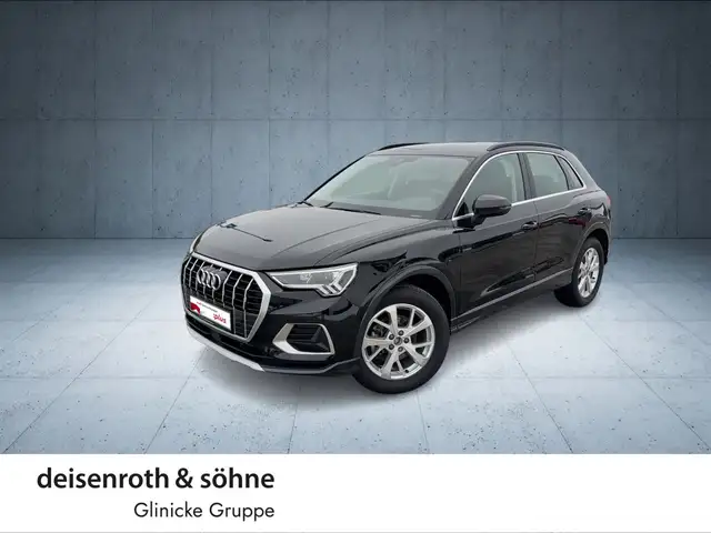 Audi Q3 view 2