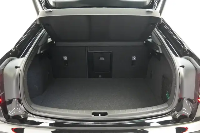 Polestar 2 Polestar 2 Long Range Dual Motor 82kWh Ansicht 23