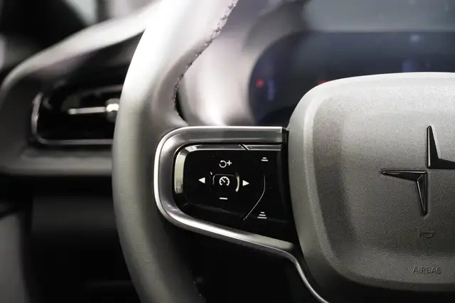 Polestar 2 Polestar 2 Long Range Dual Motor 82kWh Ansicht 11