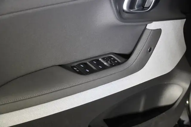 Polestar 2 Polestar 2 Long Range Dual Motor 82kWh Ansicht 6