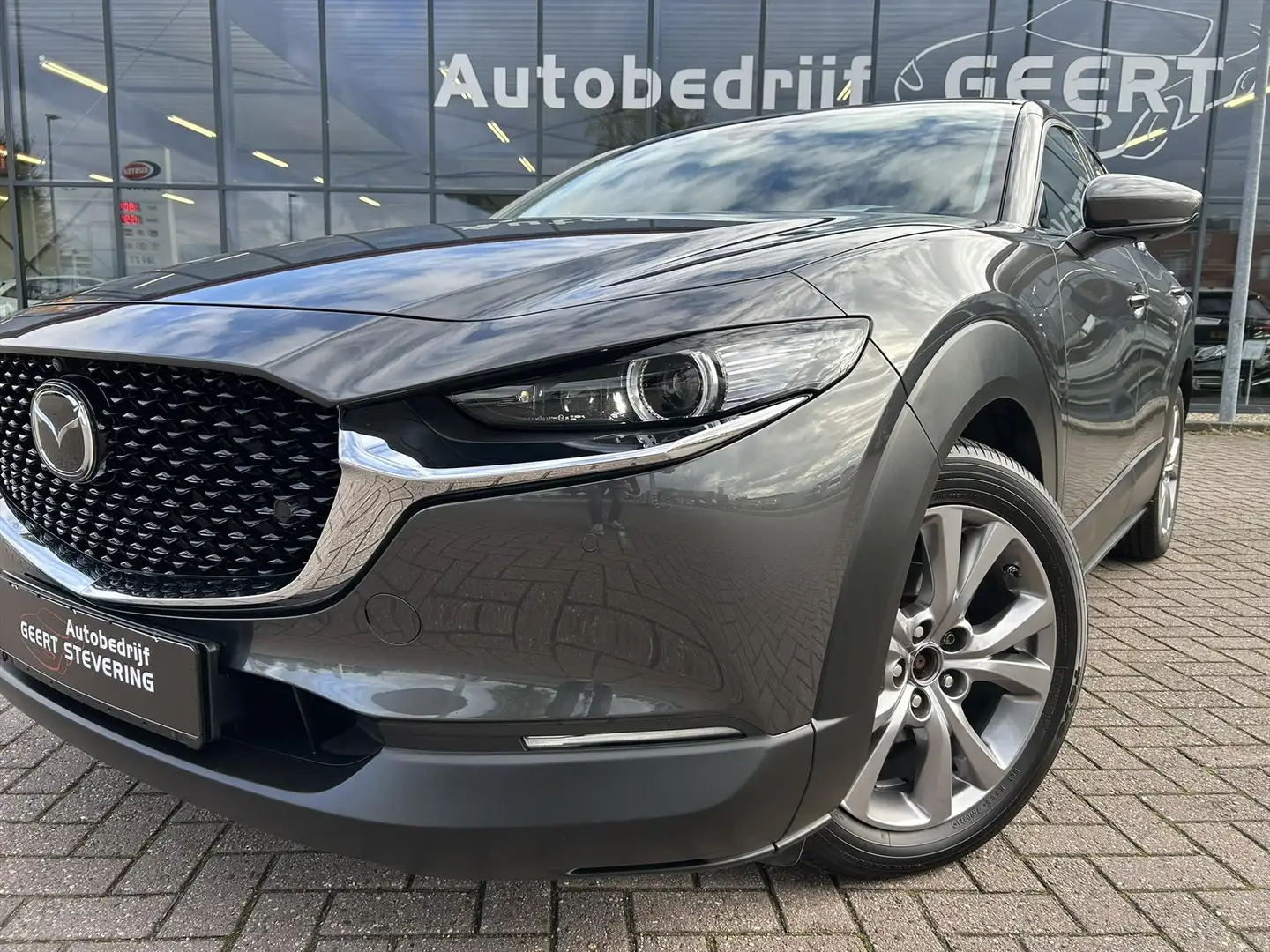 Mazda CX-30 2.0 e-SkyActiv-G M Hybrid Luxury / Bose / Leder / Grijs - 2