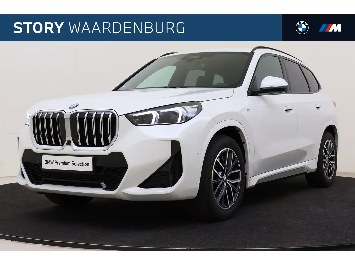 BMW X1 sDrive20i High Executive M Sport Automaat / Trekha Blanc - 1