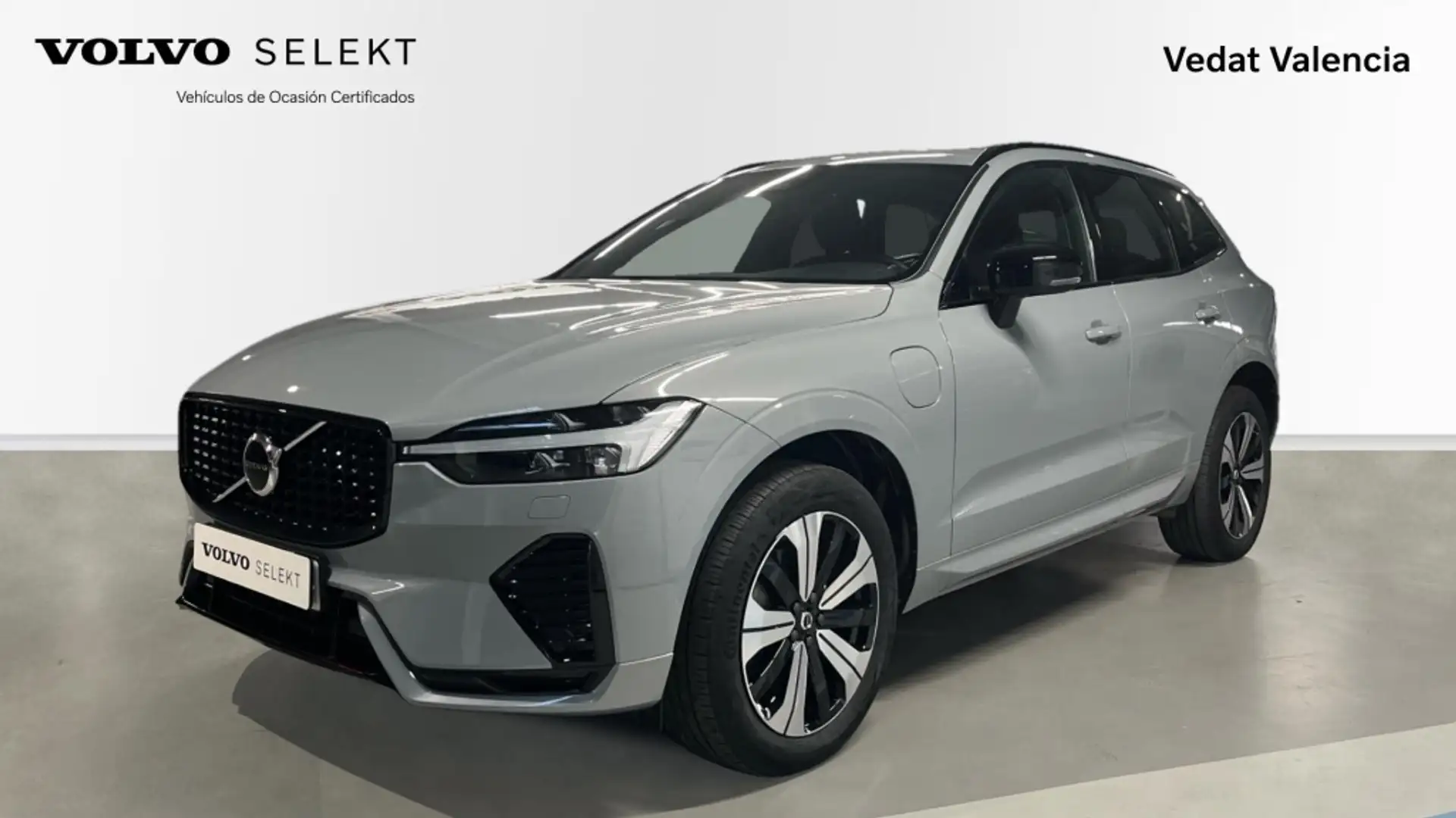 Volvo XC60 2.0 T6 RECHARGE PLUS DARK AUTO 4WD 350 5P - 1