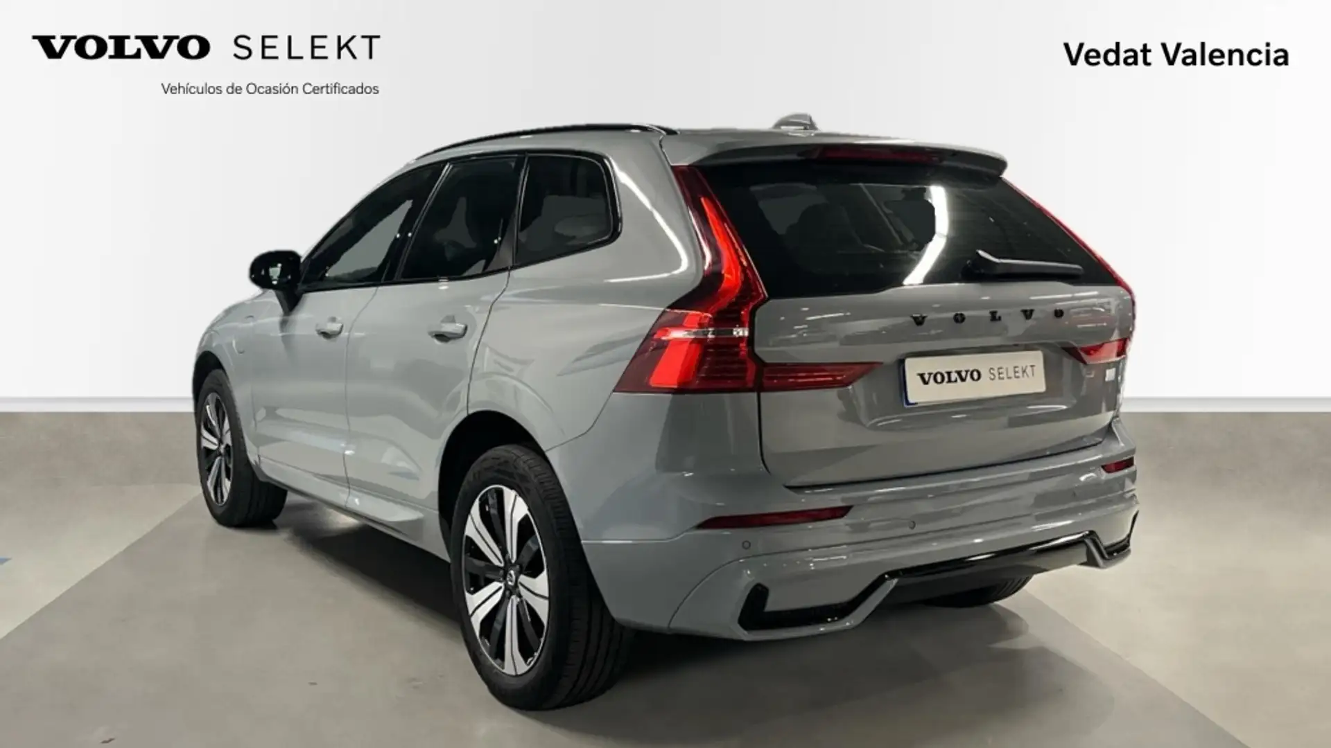 Volvo XC60 2.0 T6 RECHARGE PLUS DARK AUTO 4WD 350 5P - 2