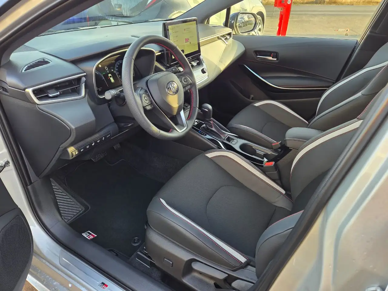 Toyota Corolla TS 2,0l Hybrid GR Sport Technik-Paket 7