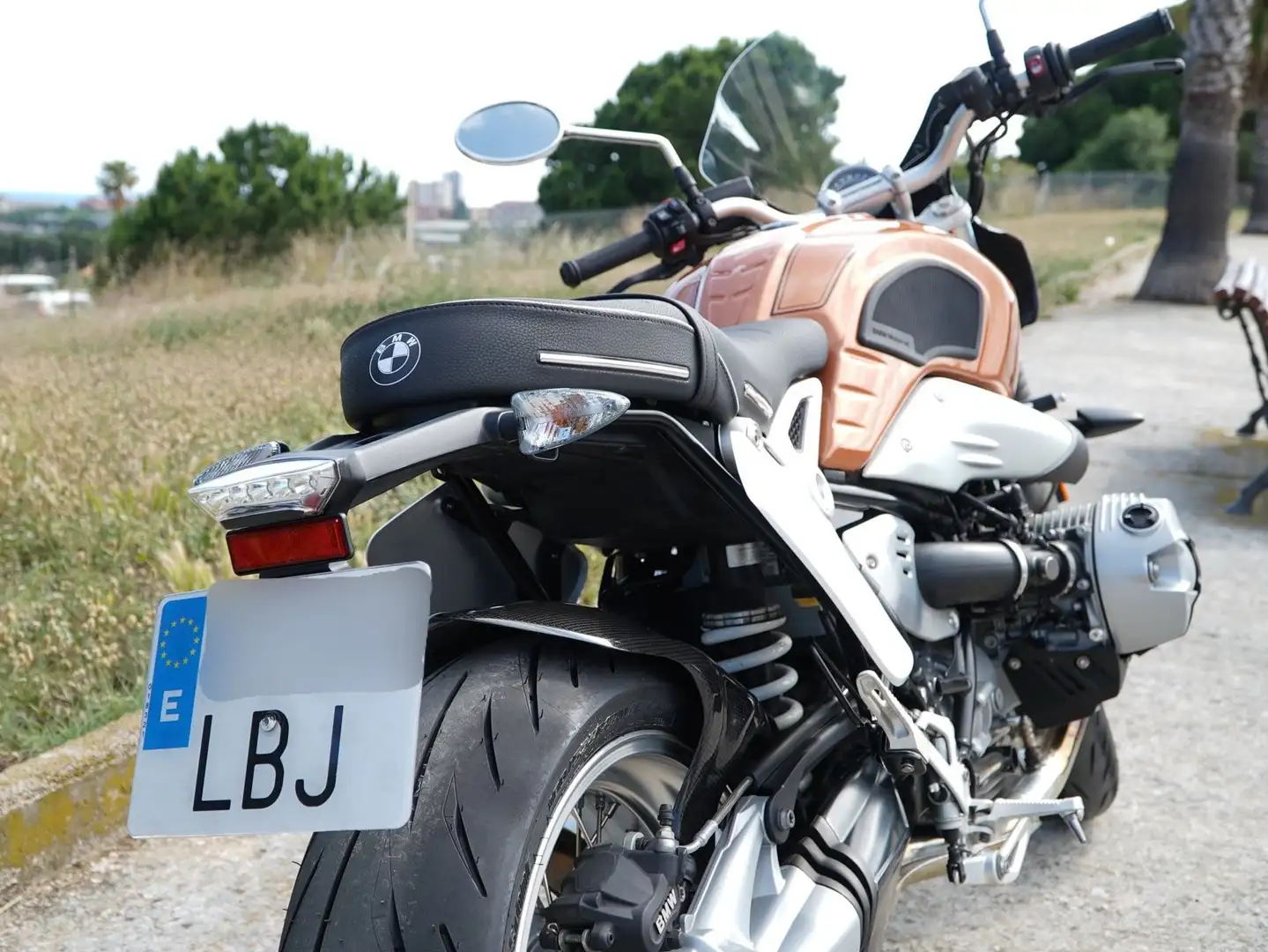 BMW R nineT Pure/5 50 Aniversario Oro - 2