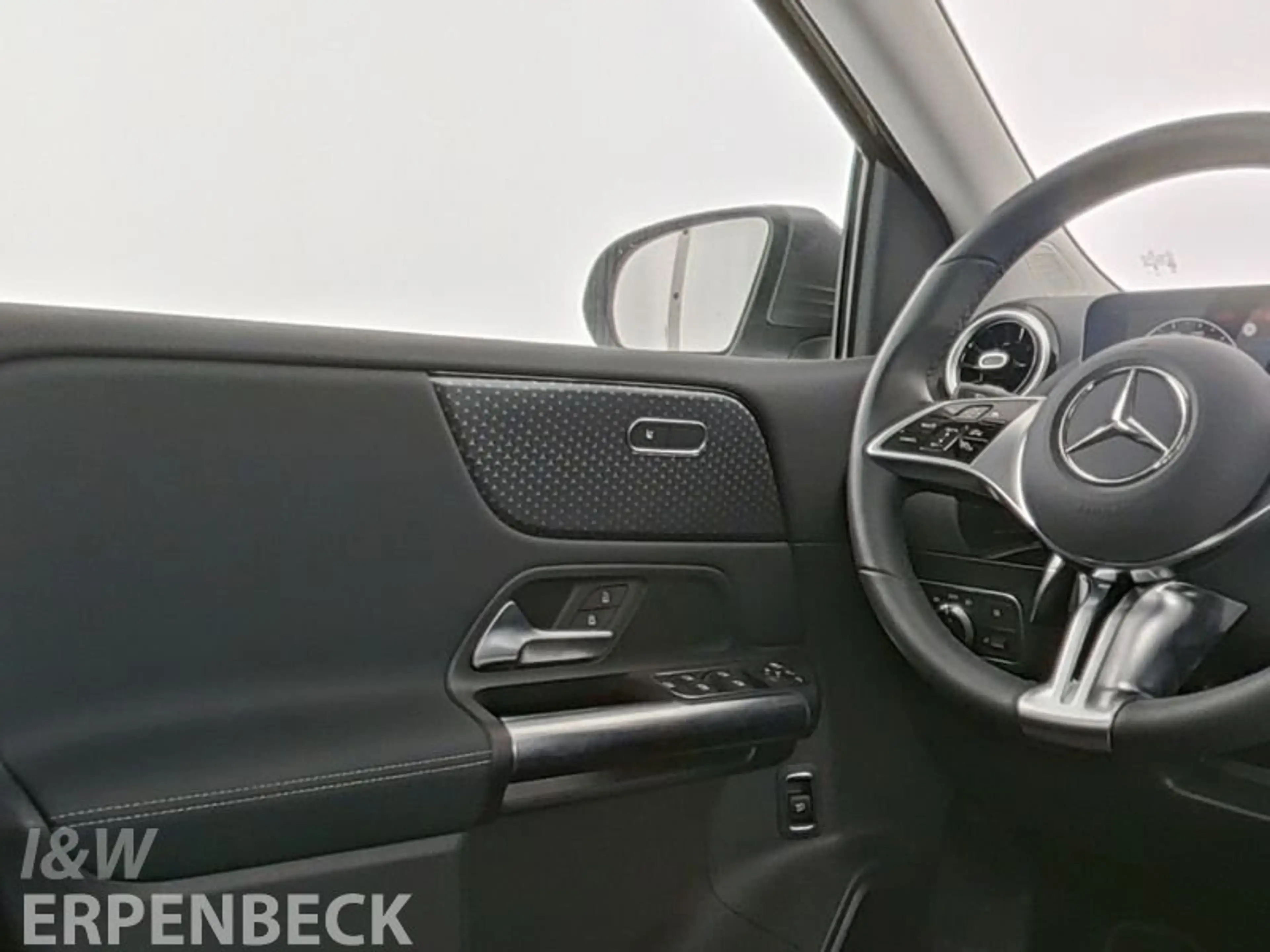 Mercedes-Benz B 200 B 200 Progressive — photo 10