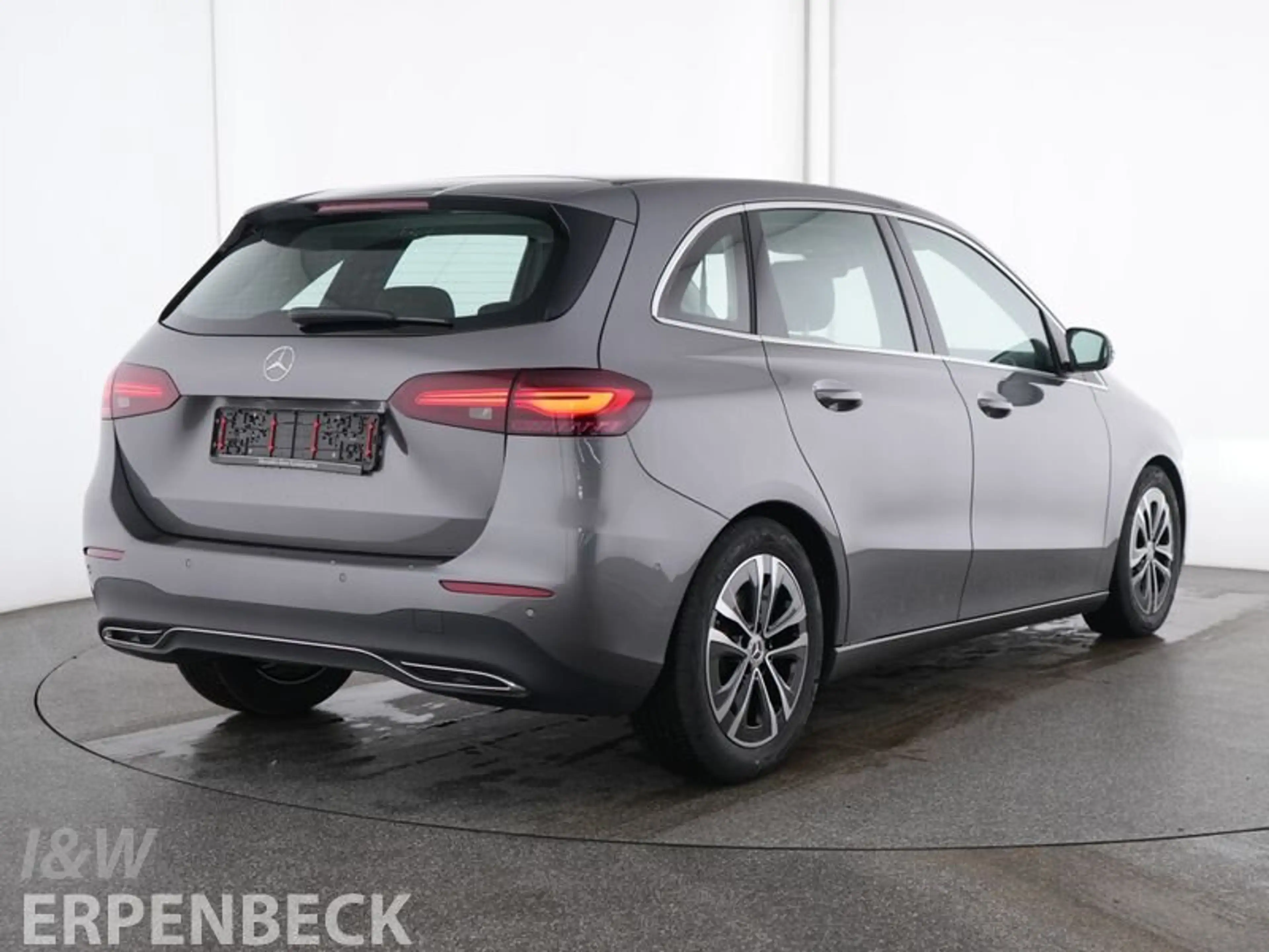 Mercedes-Benz B 200 B 200 Progressive — photo 3