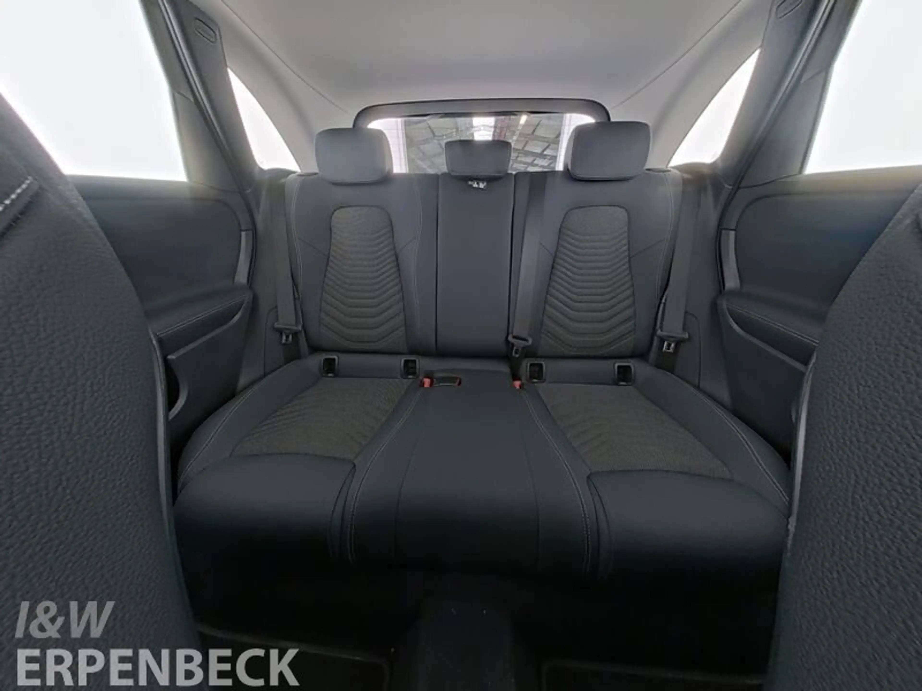 Mercedes-Benz B 200 B 200 Progressive — photo 9