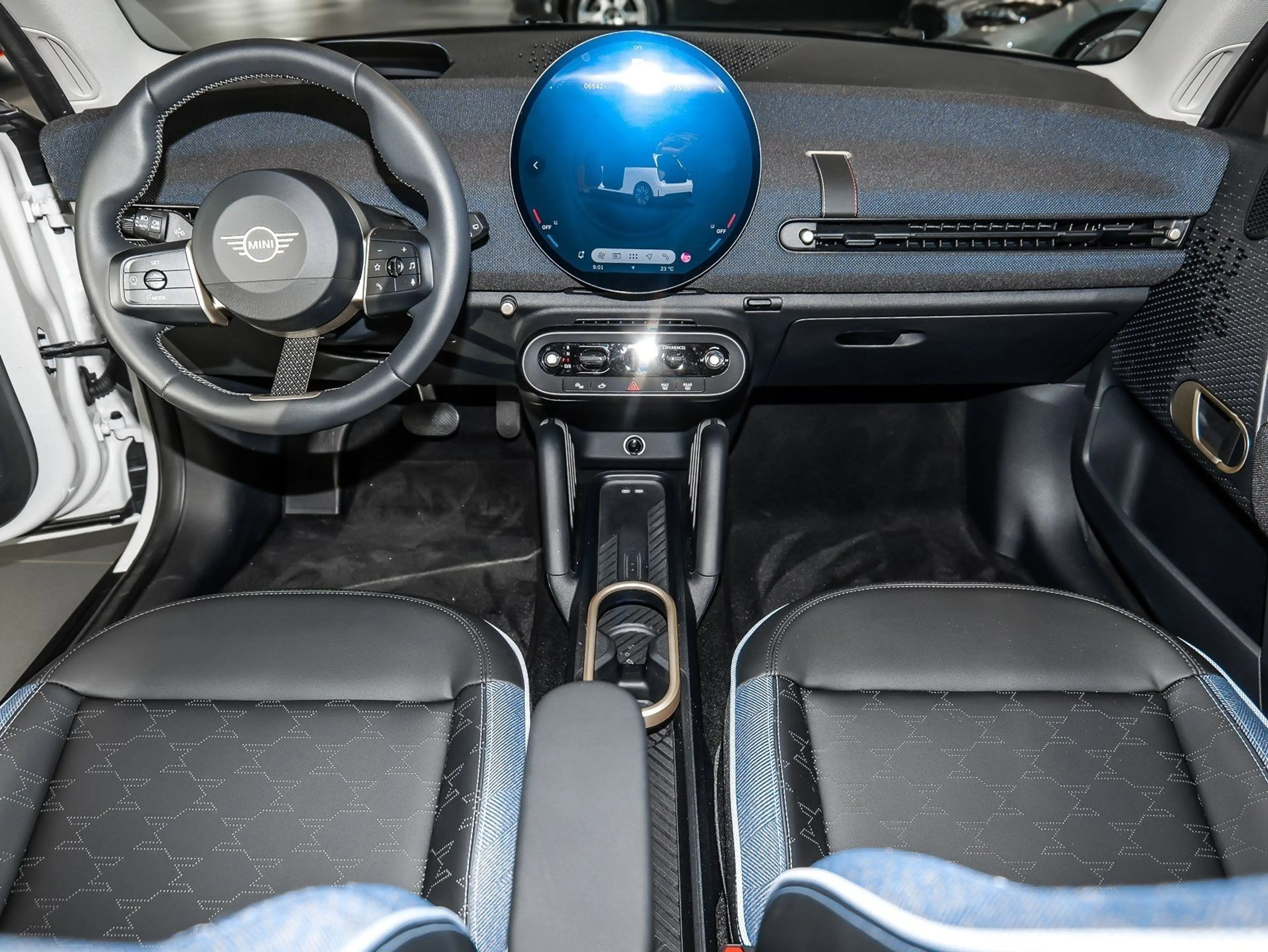 MINI Cooper E 3-Türer (ab 2023) HUD ACC RFK NAVI LED — photo 3