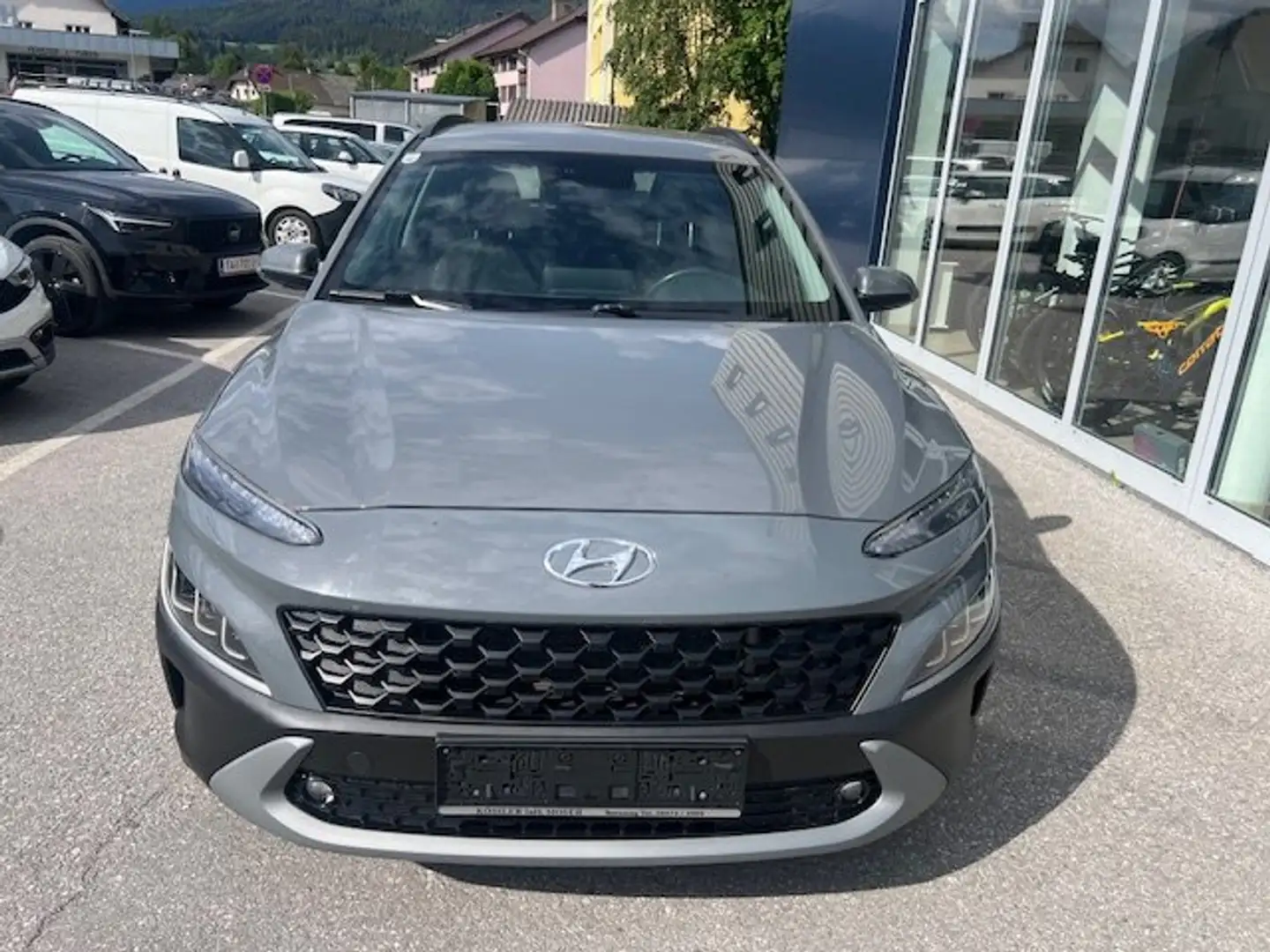 Hyundai KONA 1,6 CRDi 48V 4WD Trend Line DCT Aut. Grau - 2