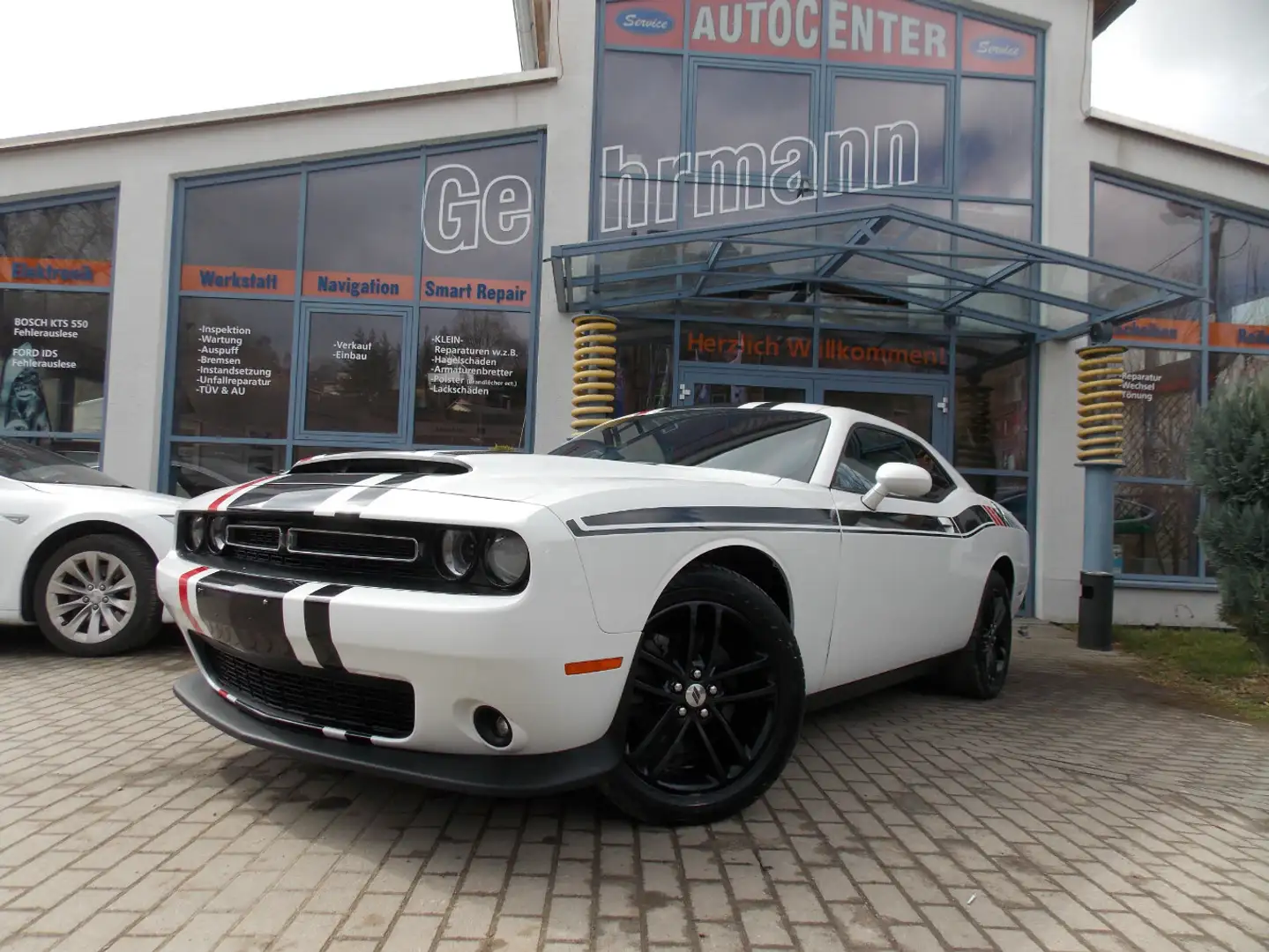 Dodge Challenger 4x4 "LED"Leder"Navi Bílá - 1