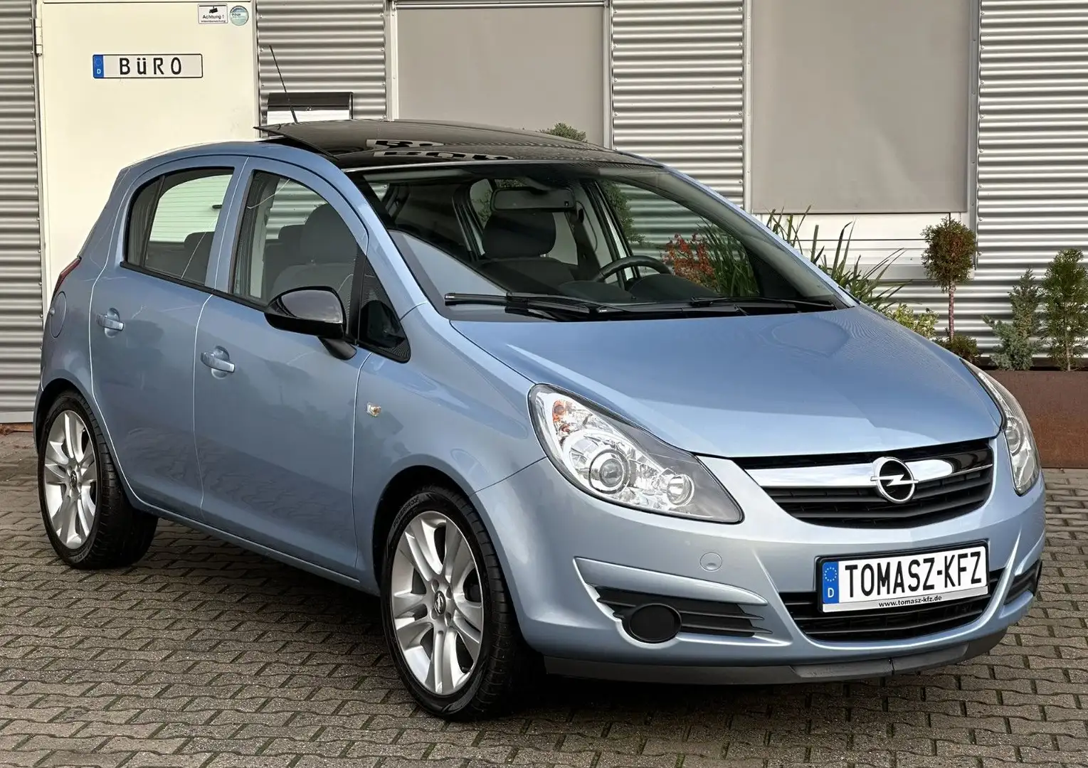 Opel Corsa D 1.2 16v INNOVATION*SHz*FlexFix*Pano*TÜV Blau - 1