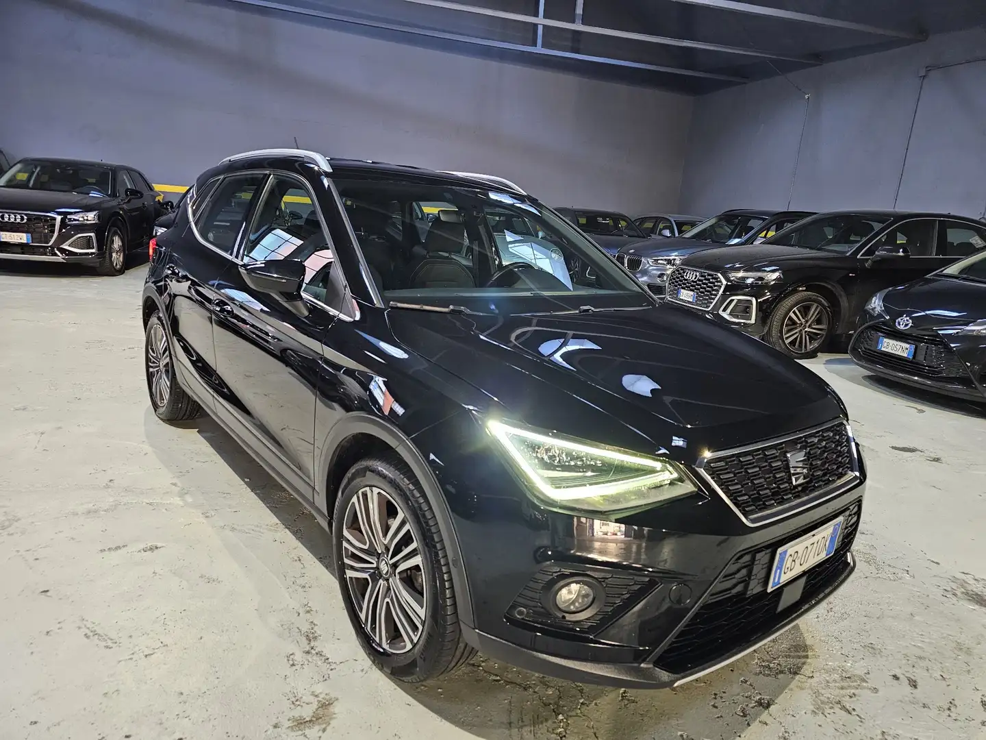 SEAT Arona OK NEOPATENTATI DSG NAVI AUTOMATICA 1.6 TDI 95CV Schwarz - 1