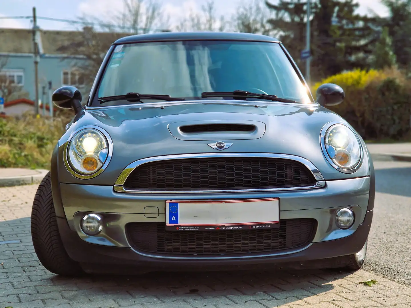MINI Cooper S MINI COOPER S 1,6 Aut. COOPER S Grau - 1
