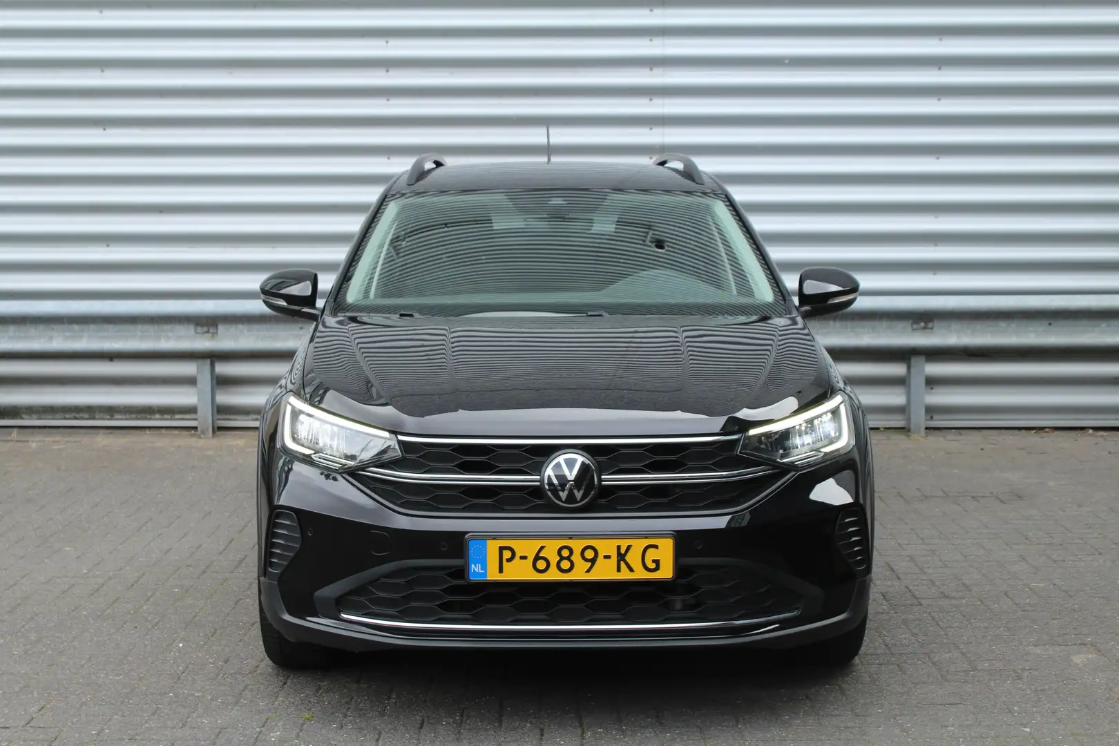 Volkswagen Taigo 1.0 TSI 111pk Life Business DSG7 NL-Auto NAP Clima Zwart - 2