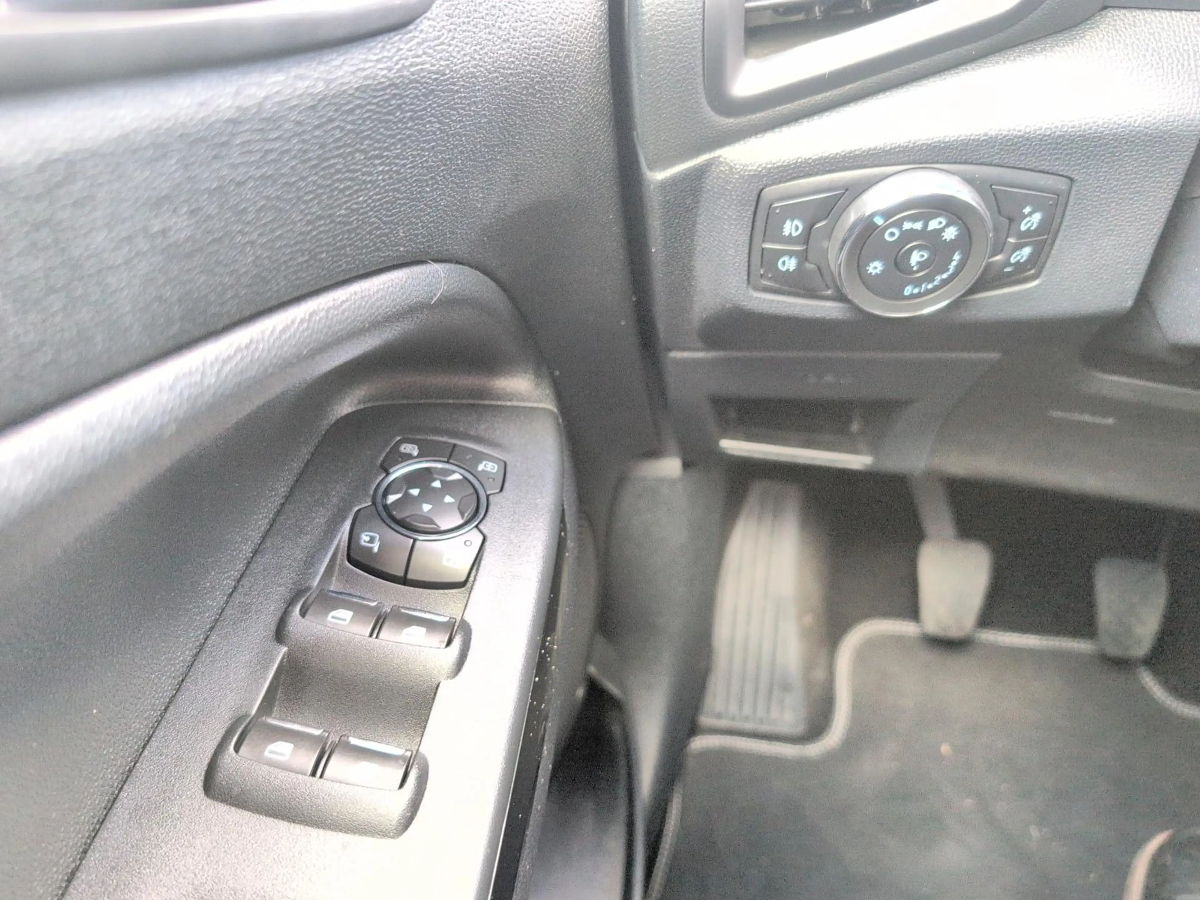 Ford EcoSport Titanium 1.0 EcoBoost KAT — photo 4