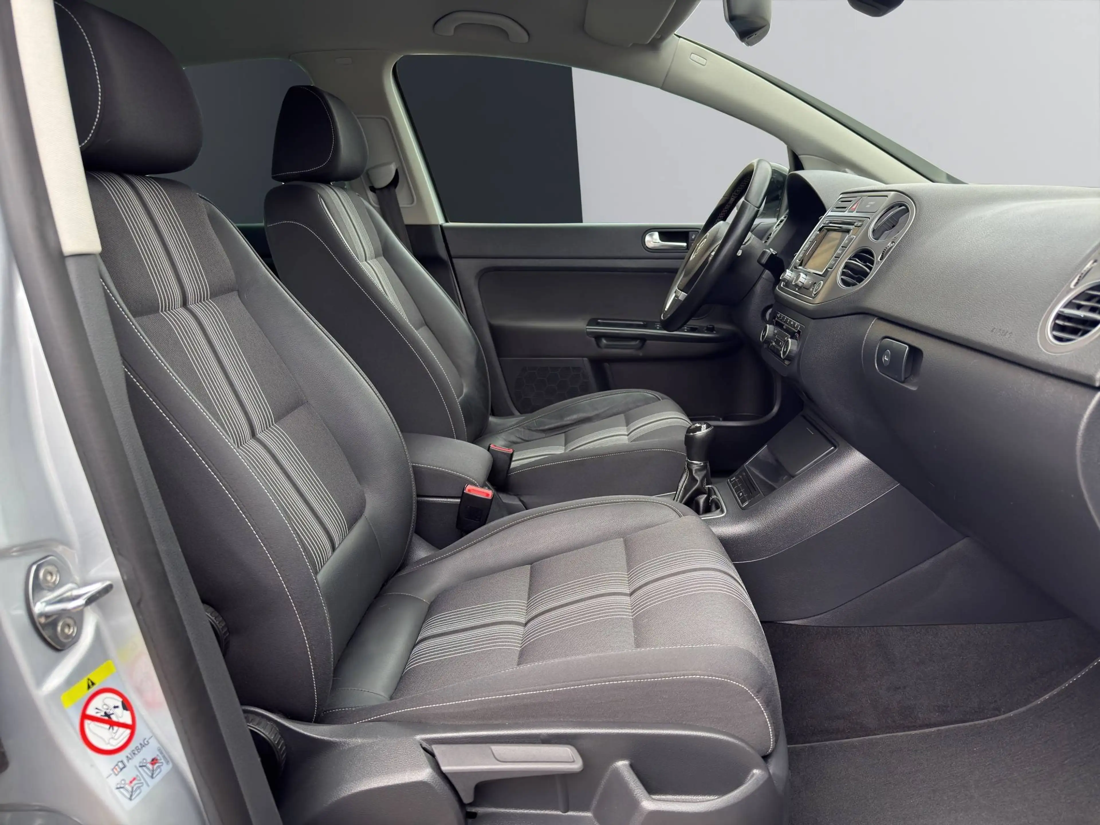 Volkswagen Golf Plus 1.6 TDI Match — photo 11