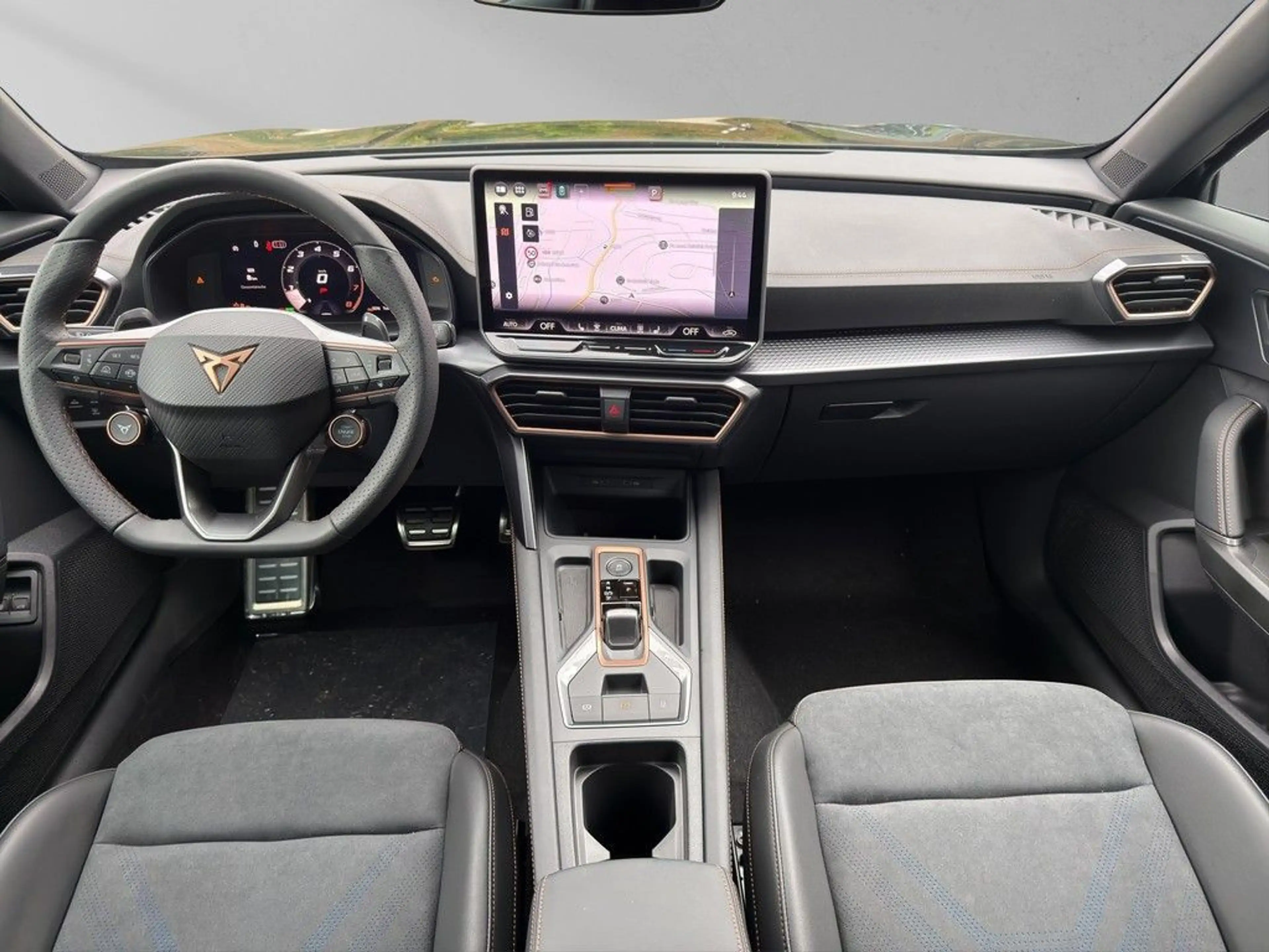 CUPRA Formentor 1.5 e-HYBRID VZ HD MATRIX-AHK-NAVI — photo 13