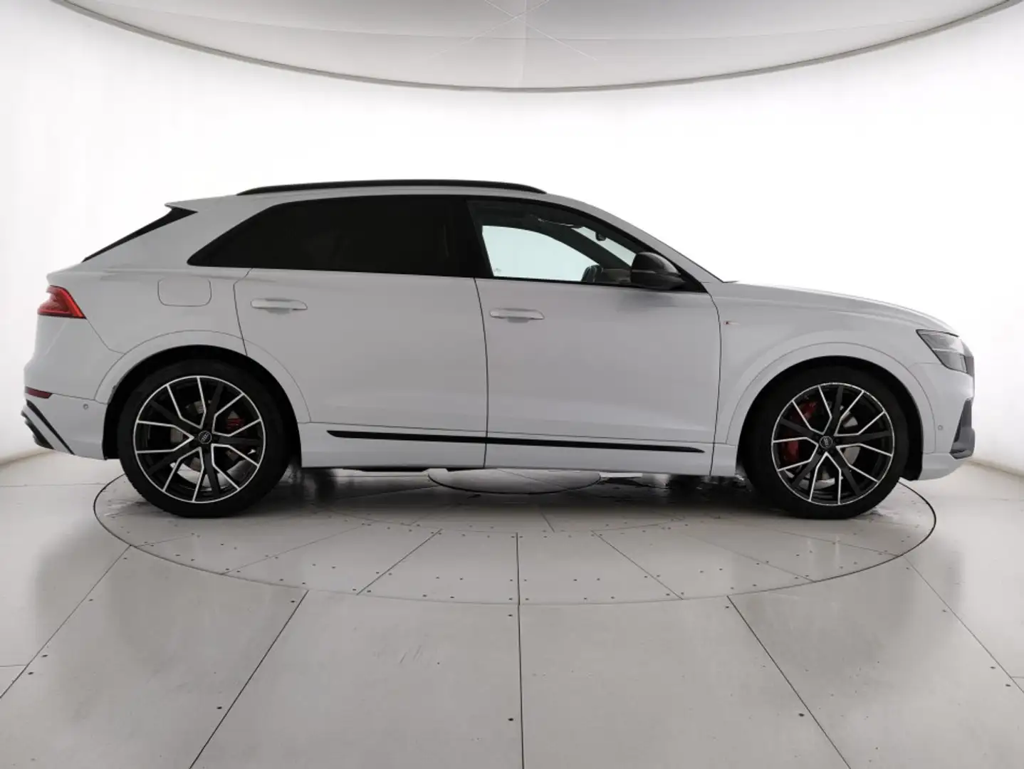 Audi Q8 Q8 55 3.0 tfsi e quattro tiptronic Weiß - 2