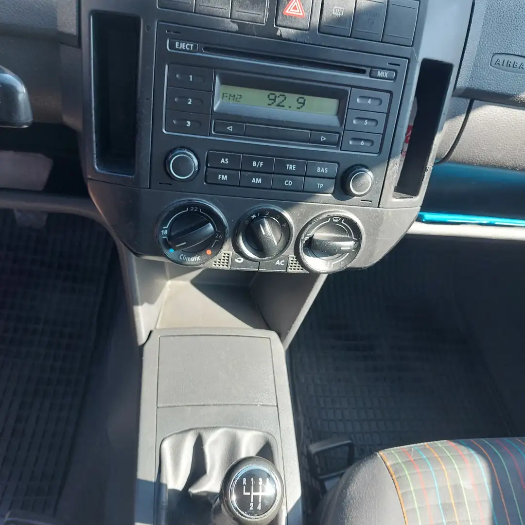 Volkswagen Polo 1.2 Comfortline - 2