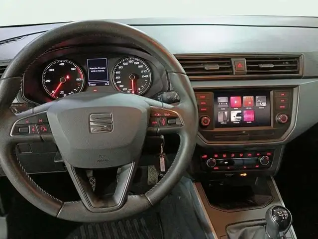 SEAT Arona view 12