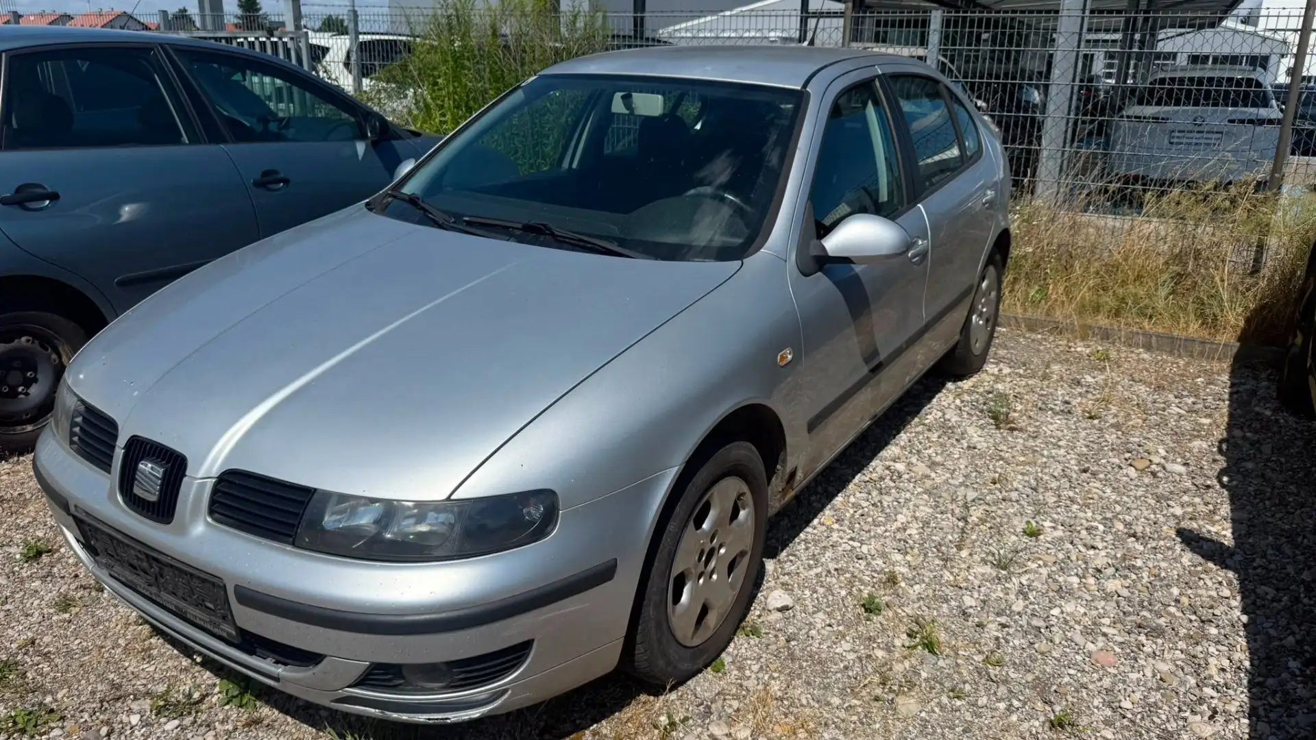 SEAT Leon Stella Silber - 1