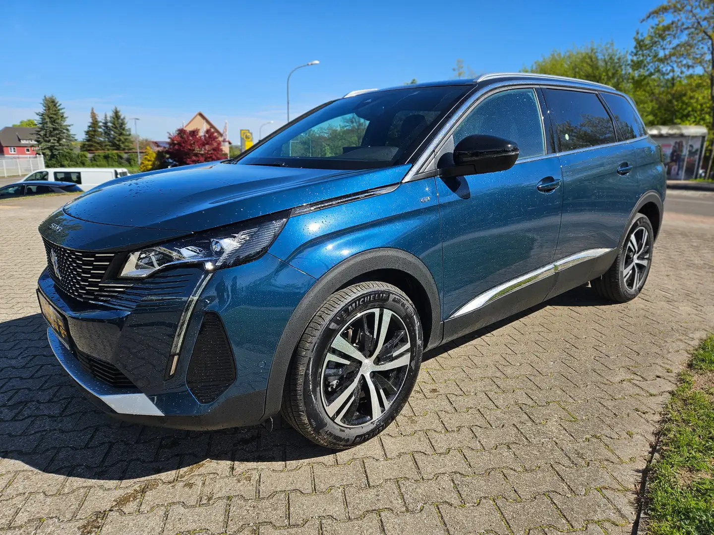 Peugeot 5008 GT AT NAVI Full-LED 7-Sitzer ACC Totwinkel Kamera Blau - 1
