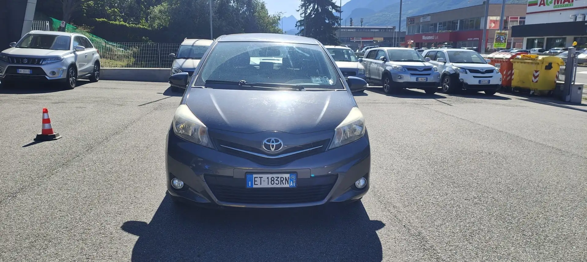 Toyota Yaris 5p 1.3 Lounge c/CL - 2