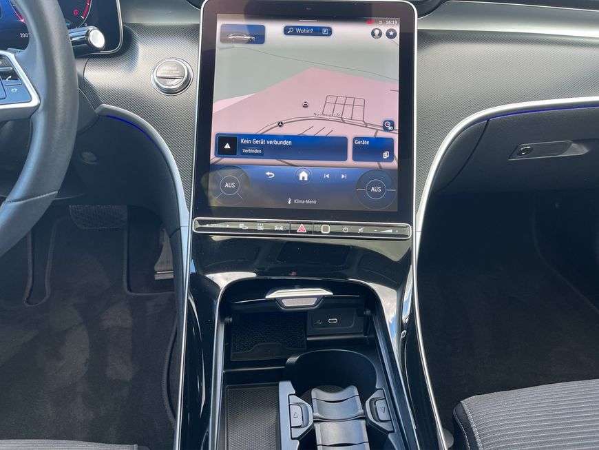 Mercedes-Benz C 220
