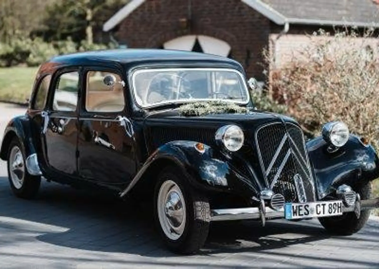 Citroen Traction 11 CV Familiale Noir - 1