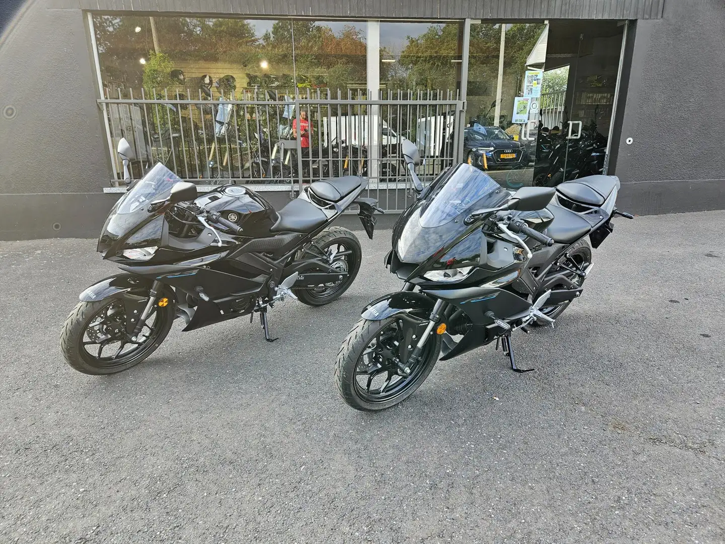 Yamaha YZF-R3 New bike 5 ans Garantie Negru - 1