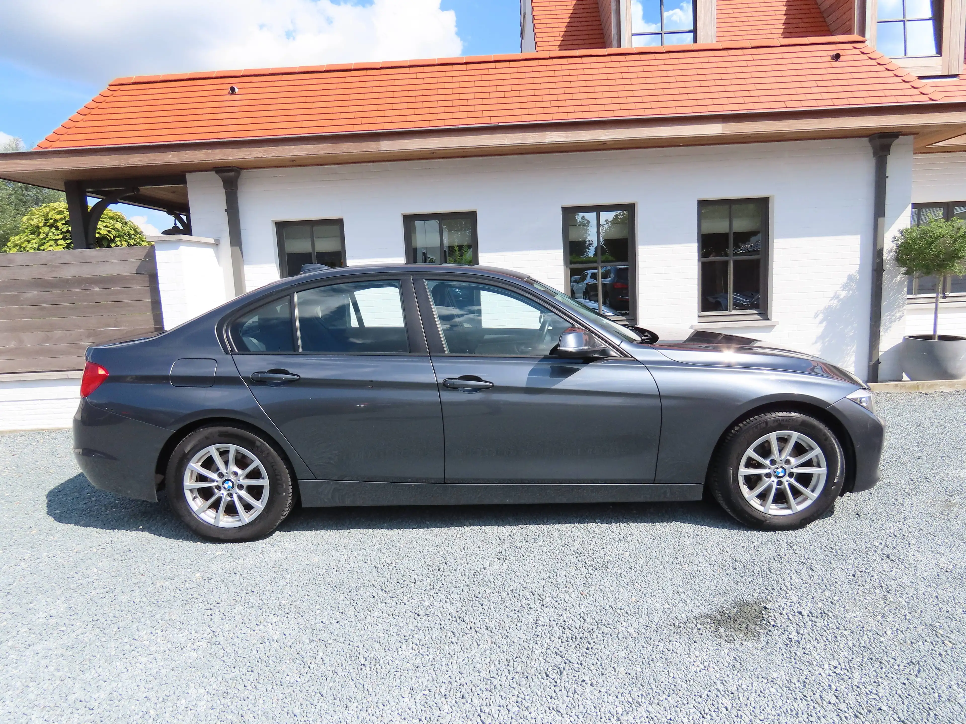 BMW 316 316 dA — photo 2