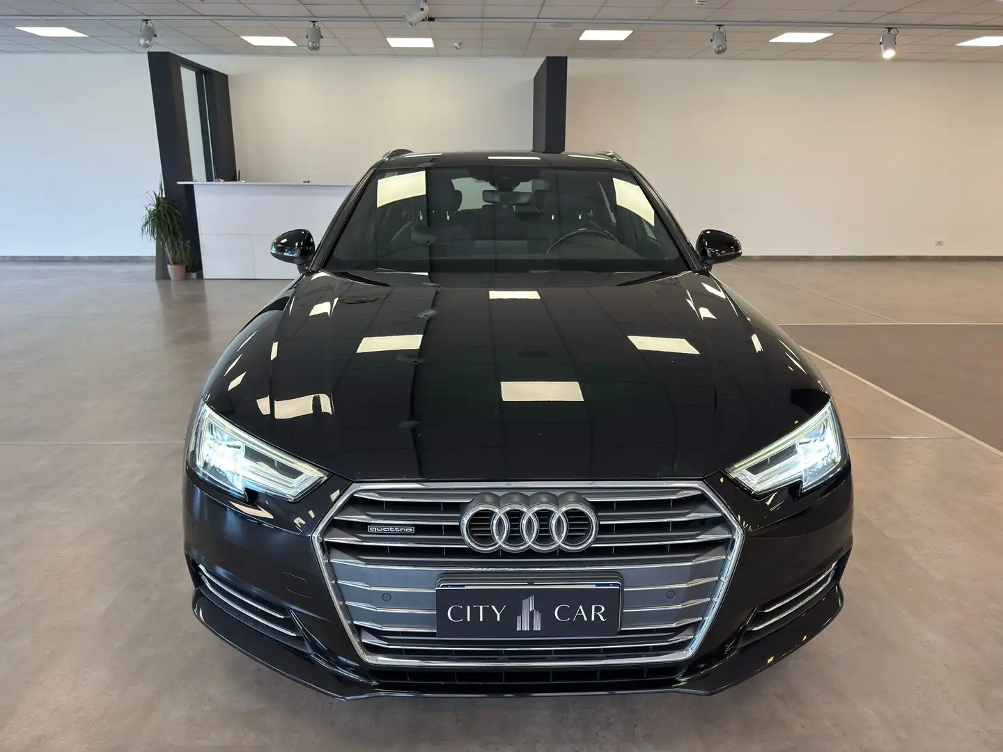 Audi A4 A4  Avant 2.0 tdi S-LINE quattro 190cv s-tronic Noir - 2