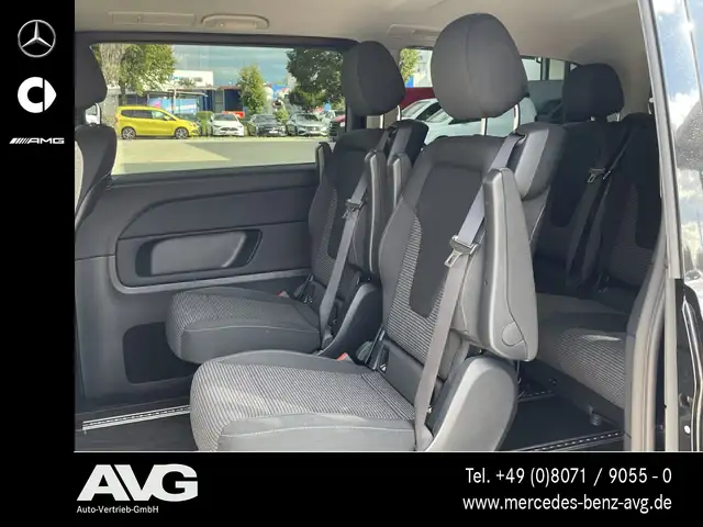 Mercedes-Benz V-Class view 11