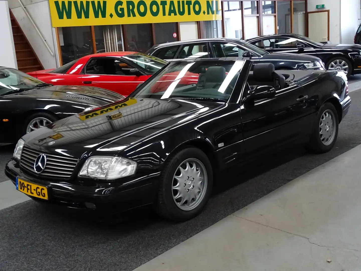 Mercedes-Benz SL 500 Cabrio Airco Climate control Face Lift Youngtimer Negru - 1