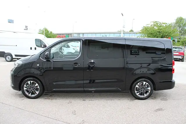 Opel Zafira 2,2 Diesel XL GS Aut. Ansicht 8
