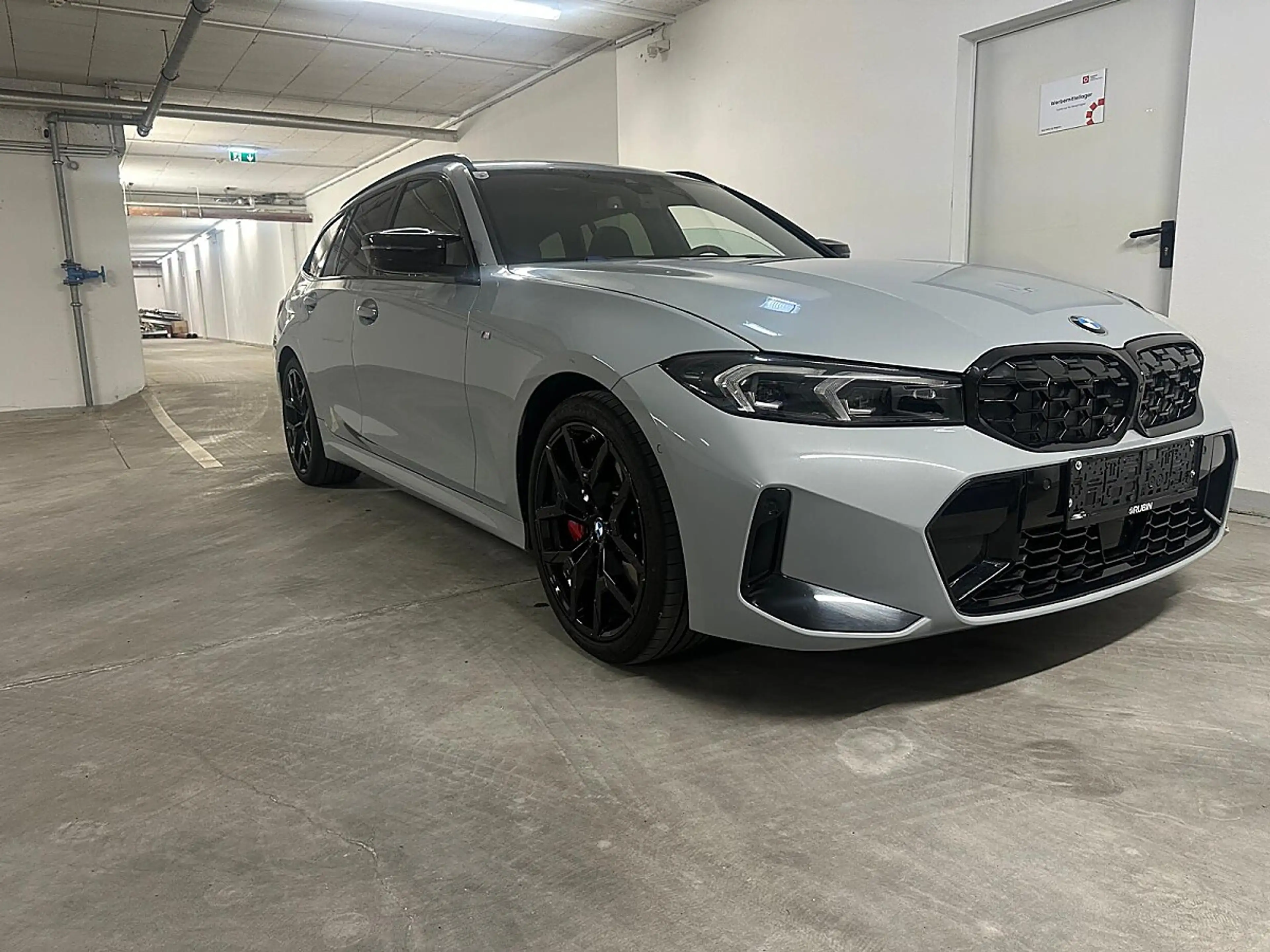 BMW 340 M340i 48 V xDrive Touring Aut. — photo 4